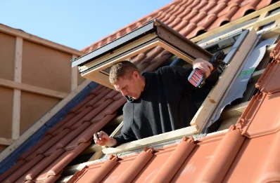 Pose de fenêtres de toit Velux à Moyenneville
